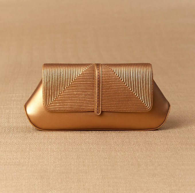 Izrah Clutch