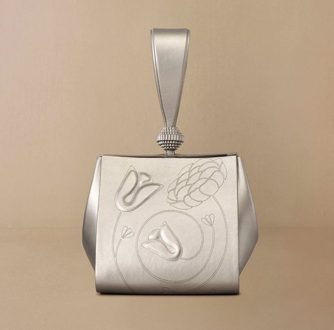 Nuresa Wristlet