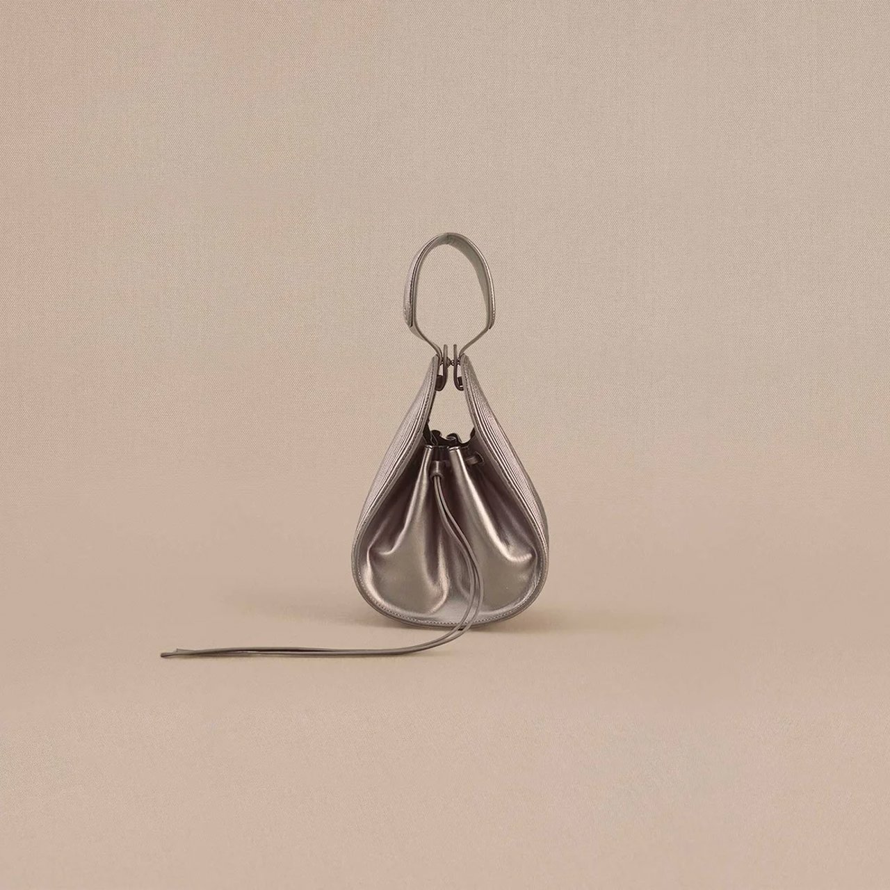 Nésara Bucket Bag